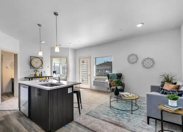 Property at 630 NW Kingwood Ave Unit 102, 2 bed, Redmond, OR, 97756, 2 beds, 1 bath, [object Object]