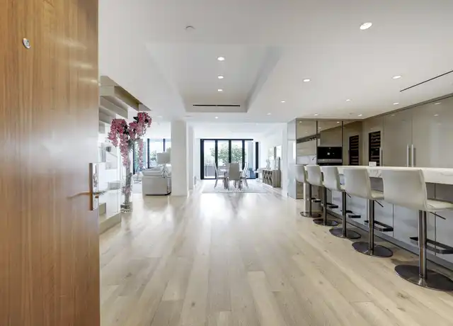 Property at 3433 Westheimer Rd #206, Houston, TX, 77027, 3 beds, 4.5 baths, [object Object]