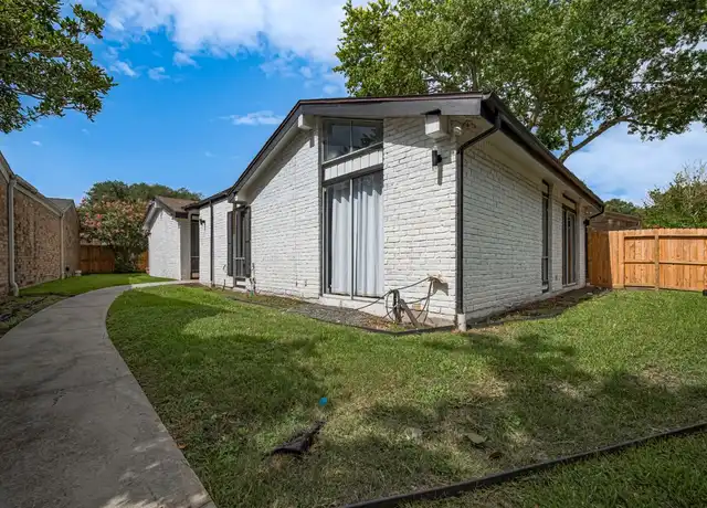 Property at 1014 Fleetwood Place Dr, Houston, TX, 77079, 3 beds, 2 baths, [object Object]