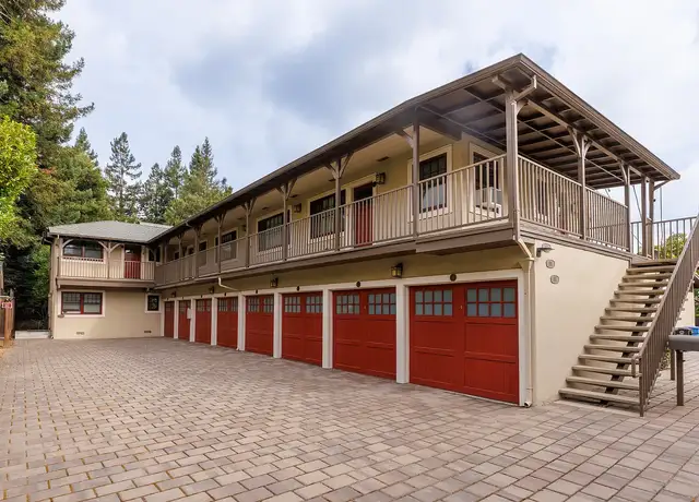 Photo of 327 Hawthorne Ave, Palo Alto, CA 94301