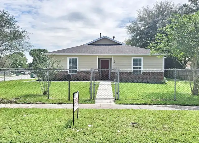 Property at 601 Alvin St, Pasadena, TX, 77506, 3 beds, 2 baths, [object Object]