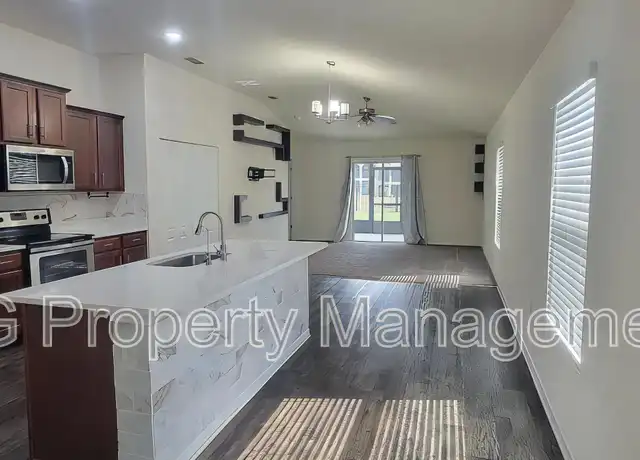 Property at 8238 Meadow Walk Ln, Jacksonville, FL, 32256, 3 beds, 2 baths, [object Object]