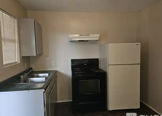 Property at 204 E Dullnig Ct Unit 3, San Antonio, TX, 78223, 1 bed, 1 bath, [object Object]