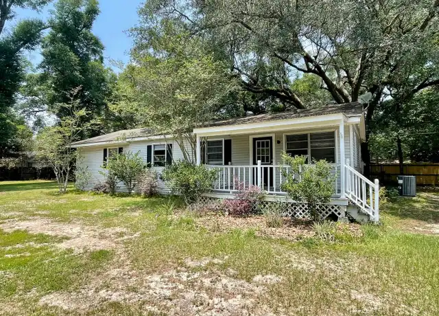 Property at 4750 Halls Mill Rd, Mobile, AL, 36693, 3 beds, 1 bath, [object Object]