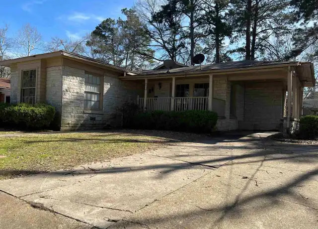 Property at 1212 Dogwood St, Tyler, TX, 75701, 3 beds, 2 baths, [object Object]