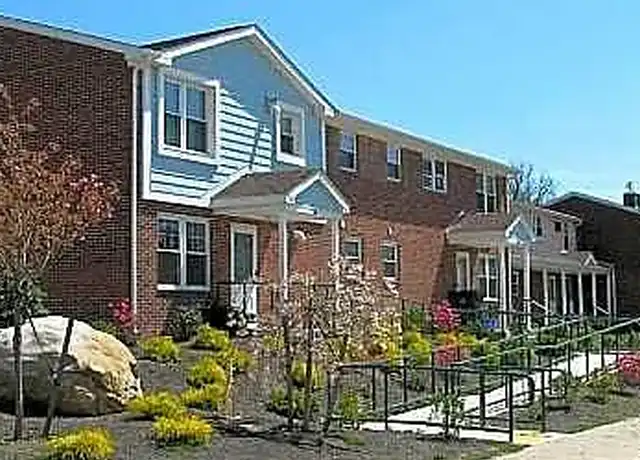Property at Progress Point - 100 Redden Ave, New London, CT, 06320, 2 beds, 1 bath, [object Object]