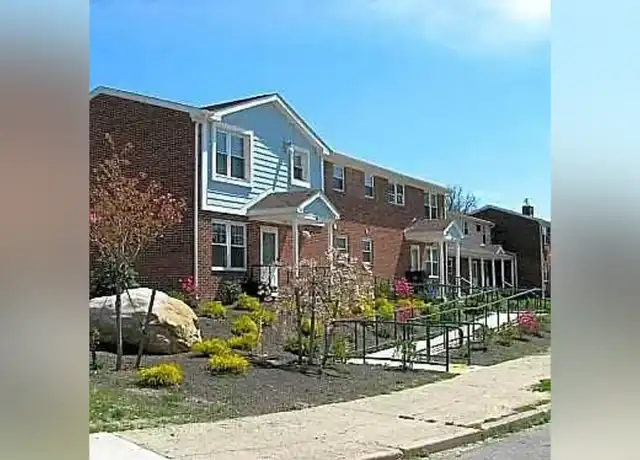 Property at Progress Point - 100 Redden Ave, New London, CT, 06320, 2-3 beds, 1 bath, [object Object]