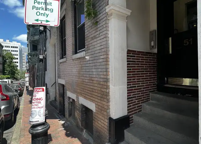 Property at 51 Joy St Unit 2, Boston, MA, 02114, 2 beds, 1 bath, [object Object]