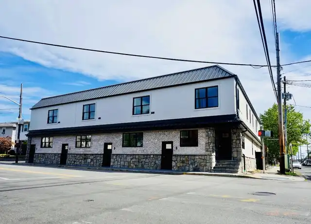 Property at 79 Roslyn Rd, Mineola, NY, 11501, 1 bed, 1 bath, [object Object]