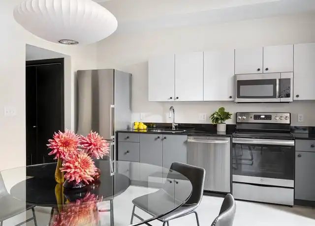 Property at 1060 Broadway #214, Somerville, MA, 02144, 1 bed, 1 bath, [object Object]