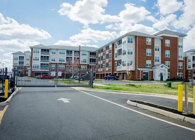 Property at Silver Collection At Carl D Silver - 1201 Ashford Cir, Fredericksburg, VA, 22401, 1 bed, 1 bath, [object Object]
