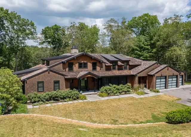 Property at 1327 Union St, Marshfield, MA, 02050, 4 beds, 3.5 baths, [object Object]