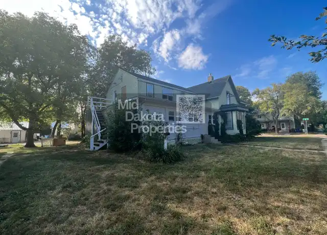 Property at 501 W 3rd Ave Unit 5, Mitchell, SD, 57301, 3 beds, 1 bath, [object Object]