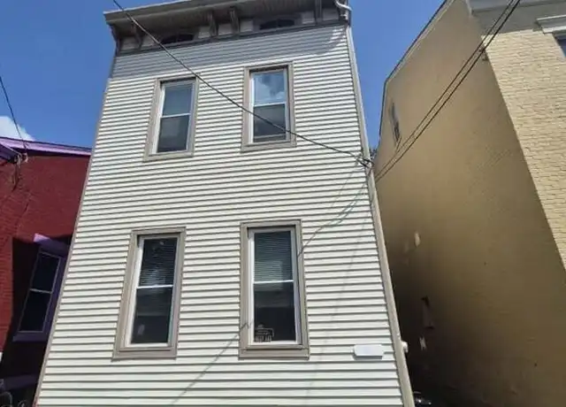 Property at 322 Trevor St Unit 1, Covington, KY, 41011, 2 beds, 1 bath, [object Object]