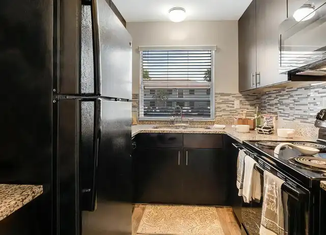 Property at 500 N Congress Ave, West Palm Beach, FL, 33401, 1 bed, 1 bath, [object Object]