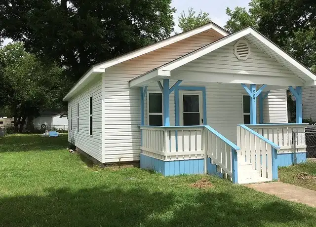 Property at 907 B St SE, Ardmore, OK, 73401, 3 beds, 1 bath, [object Object]