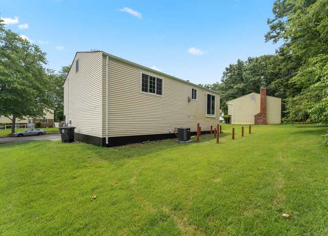 Photo of 6004 Clinton Way, Clinton, MD 20735