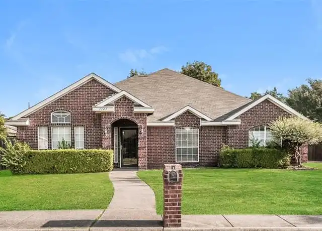 Property at 1141 Ranch Valley Dr, Desoto, TX, 75115, 4 beds, 2 baths, [object Object]
