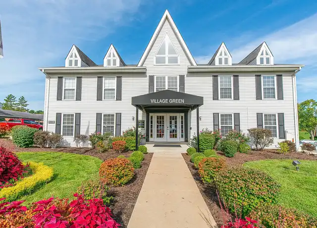 Property at 14441 Village Green Pkwy, Chesterfield, MO, 63017, 1 bed, 1 bath, [object Object]