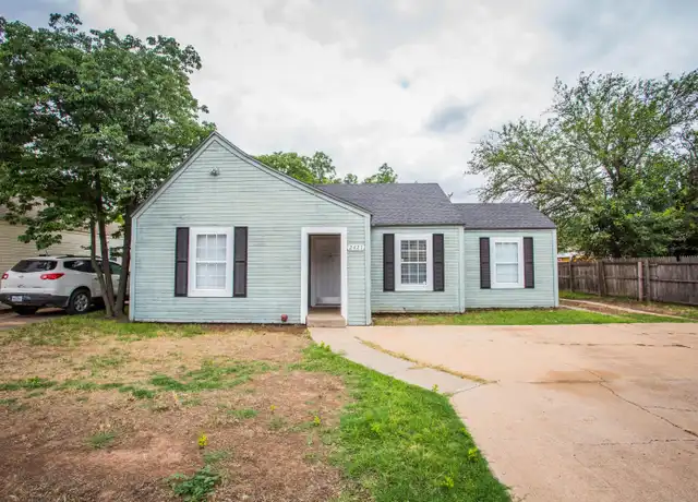 Property at 2421 25th St, Lubbock, TX, 79411, 3 beds, 2 baths, [object Object]