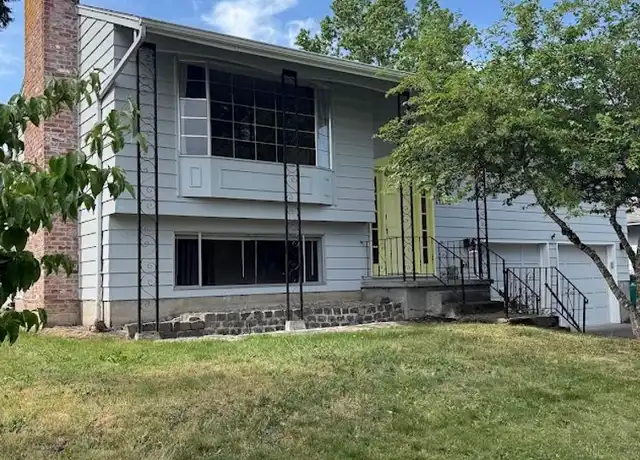Property at 14150 SW Bonnie Brae St, Beaverton, OR, 97005, 5 beds, 2 baths, [object Object]