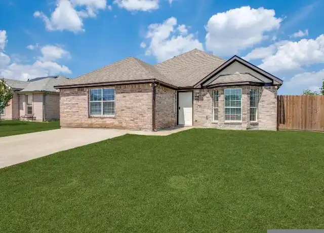 Property at 417 Autumn Trl, Royse City, TX, 75189, 3 beds, 2 baths, [object Object]