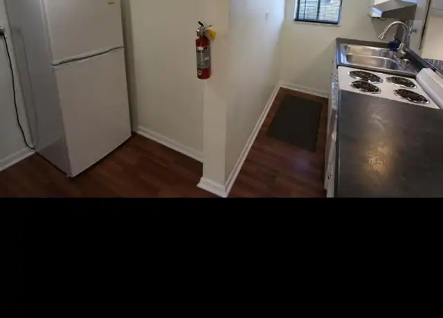 Property at 218 Alexander Ave Unit 5, Greensburg, PA, 15601, 1 bed, 1 bath, [object Object]