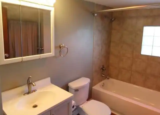 Property at 218 Alexander Ave Unit 5, Greensburg, PA, 15601, 1 bed, 1 bath, [object Object]