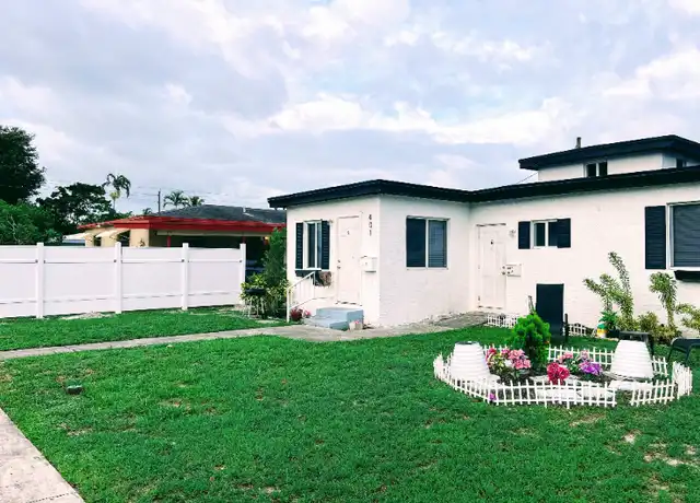 Property at 401 NW 16th Ave, Fort Lauderdale, FL, 33311, 3 beds, 2 baths, [object Object]