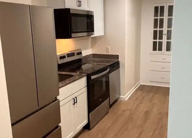 Property at 60 South St Unit 9, Concord, NH, 03301, 1 bed, 1 bath, [object Object]