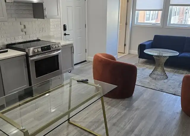 Property at 68 Main St Unit 103, Everett, MA, 02149, 2 beds, 1.5 baths, [object Object]