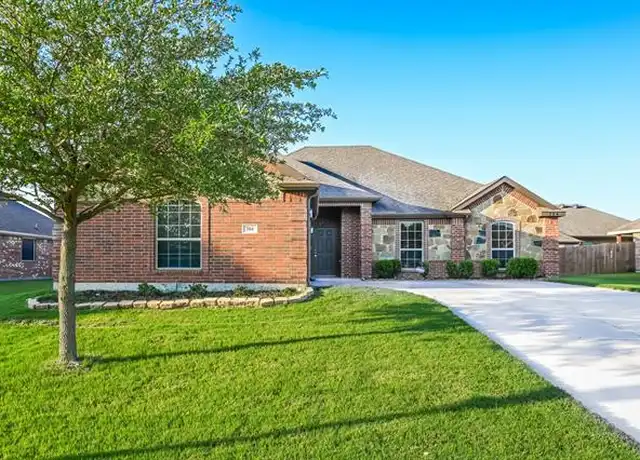 Property at 204 Troy Ln, Red Oak, TX, 75154, 3 beds, 2 baths, [object Object]