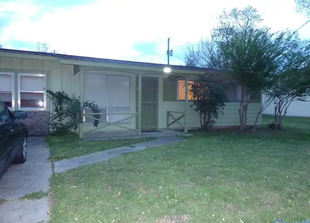 Property at 2107 Fernbrook Dr NE, Huntsville, AL, 35811, 3 beds, 1 bath, [object Object]