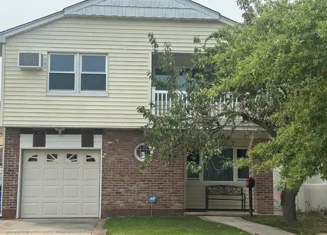 Property at 270 W Hudson St, Long Beach, NY, 11561, 3 beds, 1.5 baths, [object Object]