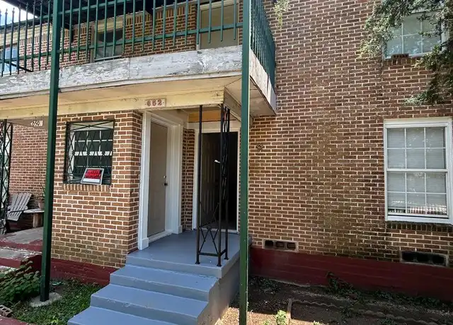 Property at 650 W Neely St Unit 654, Dallas, TX, 75208, 1 bed, 1 bath, [object Object]