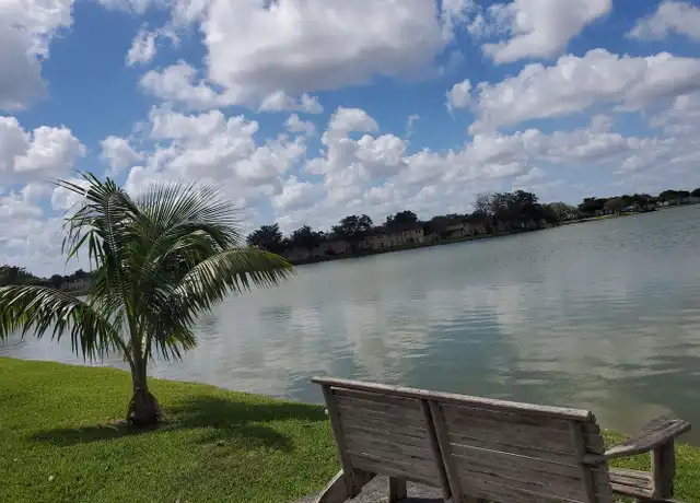 Property at 511 Banks Rd Unit 4, Margate, FL, 33063, 2 beds, 1 bath, [object Object]