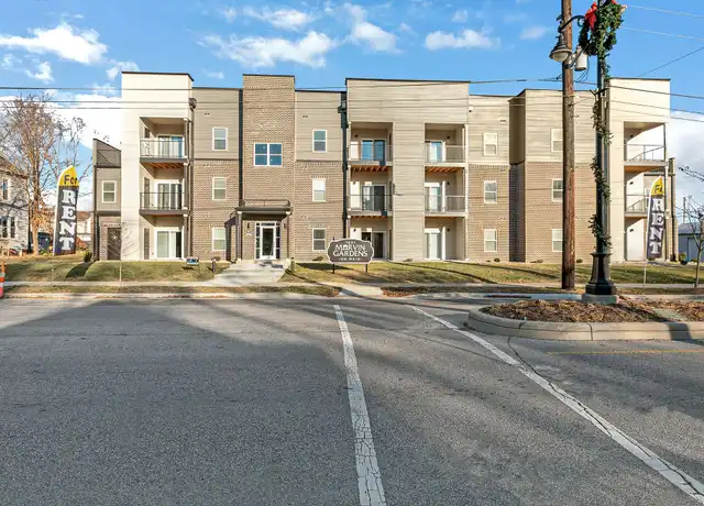 Property at Marvin Gardens on Main - 1601 E Main St, New Albany, IN, 47150, 2 beds, 2 baths, [object Object]