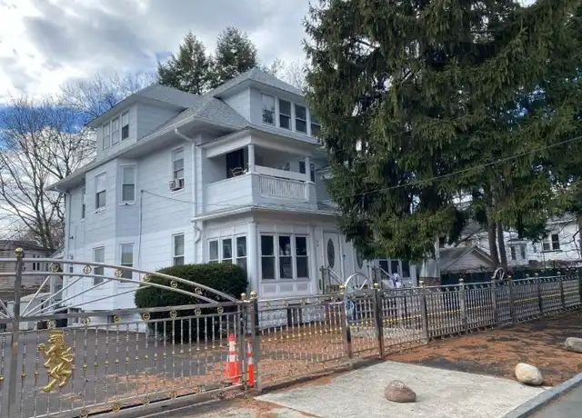 Property at 36 White Ter Unit 36, Newark, NJ, 07108, 4 beds, 1 bath, [object Object]