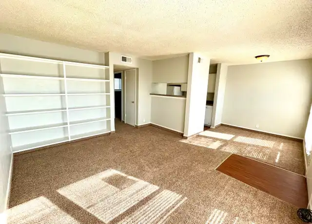 Property at 1355 W Woodrow Rd Unit B113, Slaton, TX, 79364, 1 bed, 1 bath, [object Object]