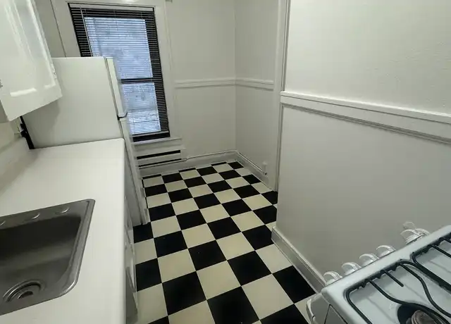 Property at Kenneth - 307 Queen Anne Ave N, Seattle, WA, 98109, 0 beds, 1 bath, [object Object]