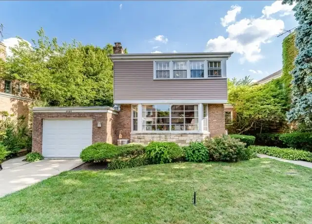 Property at 2909 W Birchwood Ave, Chicago, IL, 60645, 4 beds, 3.5 baths, [object Object]