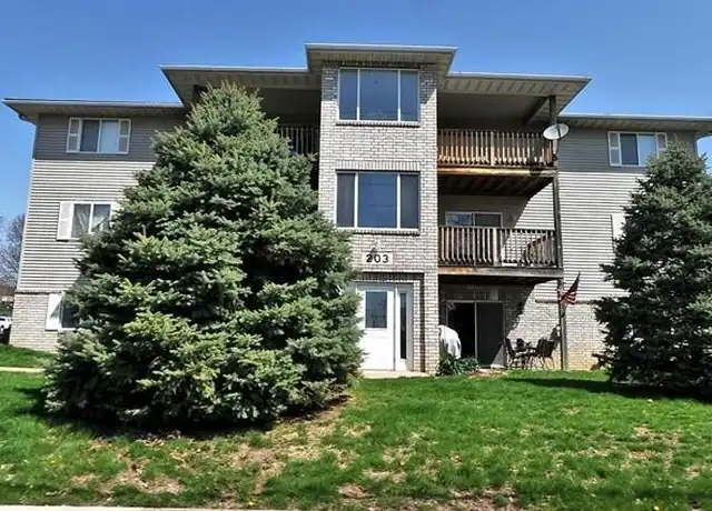 Property at 203 5th St #7, Coralville, IA, 52241, 2 beds, 1 bath, [object Object]