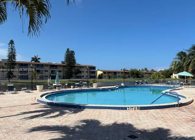Property at 2940 NE 203rd St Unit C106, Miami, FL, 33180, 1 bed, 1.5 baths, [object Object]