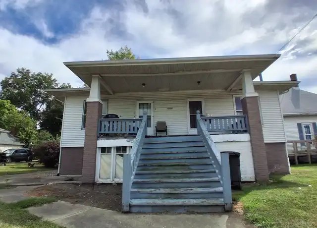 Property at 1008 E Main St Unit 3, Danville, IL, 61832, 2 beds, 1 bath, [object Object]