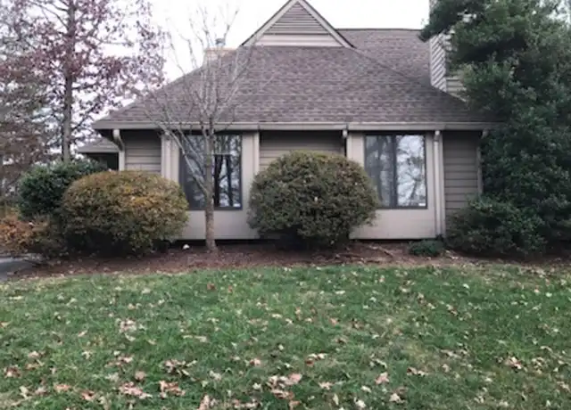 Property at 11 Ridgeview Cir, Charlottesville, VA, 22902, 3 beds, 2 baths, [object Object]