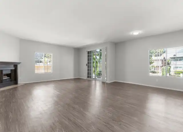 Property at 4912 Kester Ave Unit 103, Sherman Oaks, CA, 91403, 2 beds, 2 baths, [object Object]