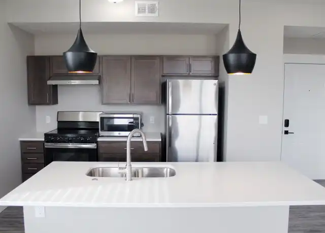 Property at 715 Legacy Dr Unit 13, Norfolk, NE, 68701, 1 bed, 1 bath, [object Object]