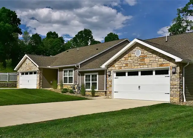Property at Redwood Cuyahoga Falls West Bath Road - 487 Redwood Dr, Cuyahoga Falls, OH, 44223, 2 beds, 2 baths, [object Object]