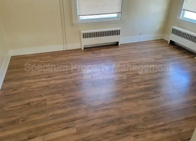 Property at 4 Front Pl Unit 1, Waterville, ME, 04901, 3 beds, 1 bath, [object Object]