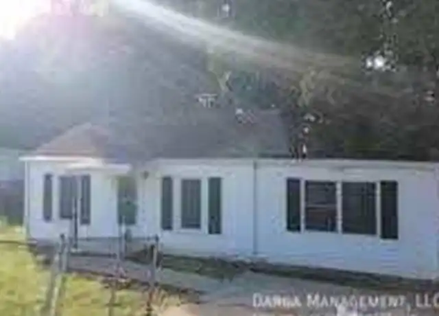 Property at 811 Irene Ave, Kannapolis, NC, 28083, 3 beds, 1 bath, [object Object]